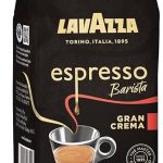 Lavazza, Espresso Barista Gran Crema,Café en Grano Natural, Ideal para Máquina de Café Espresso , con Notas Aromáticas de Frutos Secos y Flores,Arábica y Robusta, Intensidad 7/10,Tueste Ligero, 500 g